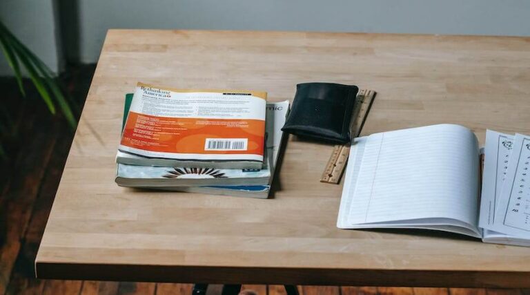 Buku tidak dibaca karena minat baca rendah